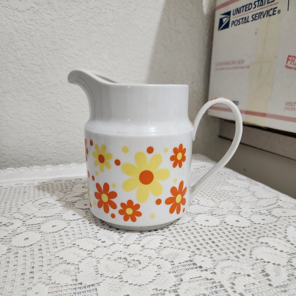 Gravy pitcher